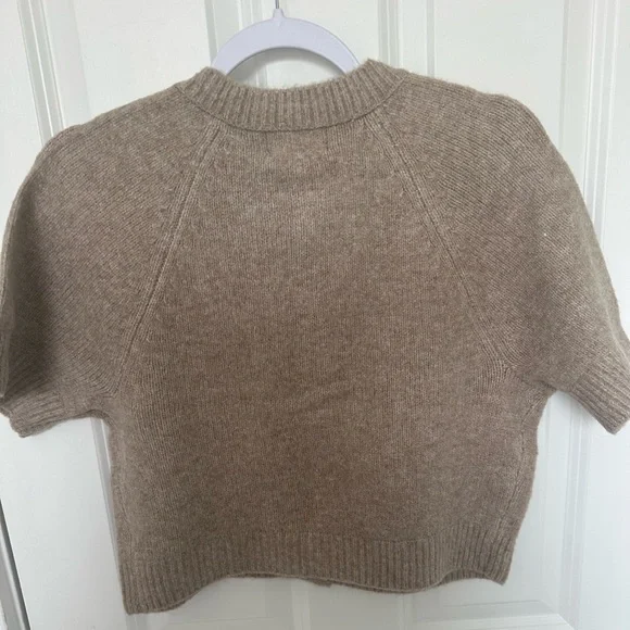 Tan Cardigan Sweater Universal Thread NEW Small - Picture 6 of 9